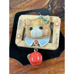 Vintage Cat Pin Brooch Teacher‎ 1980s Resin Cute Kitty Figural School Jewelry